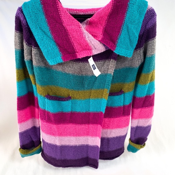 GAP striped snap sweater - Picture 3 of 5